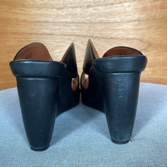 L’amour Des Pieds Ivybelle Wedges - Picture 9 of 11